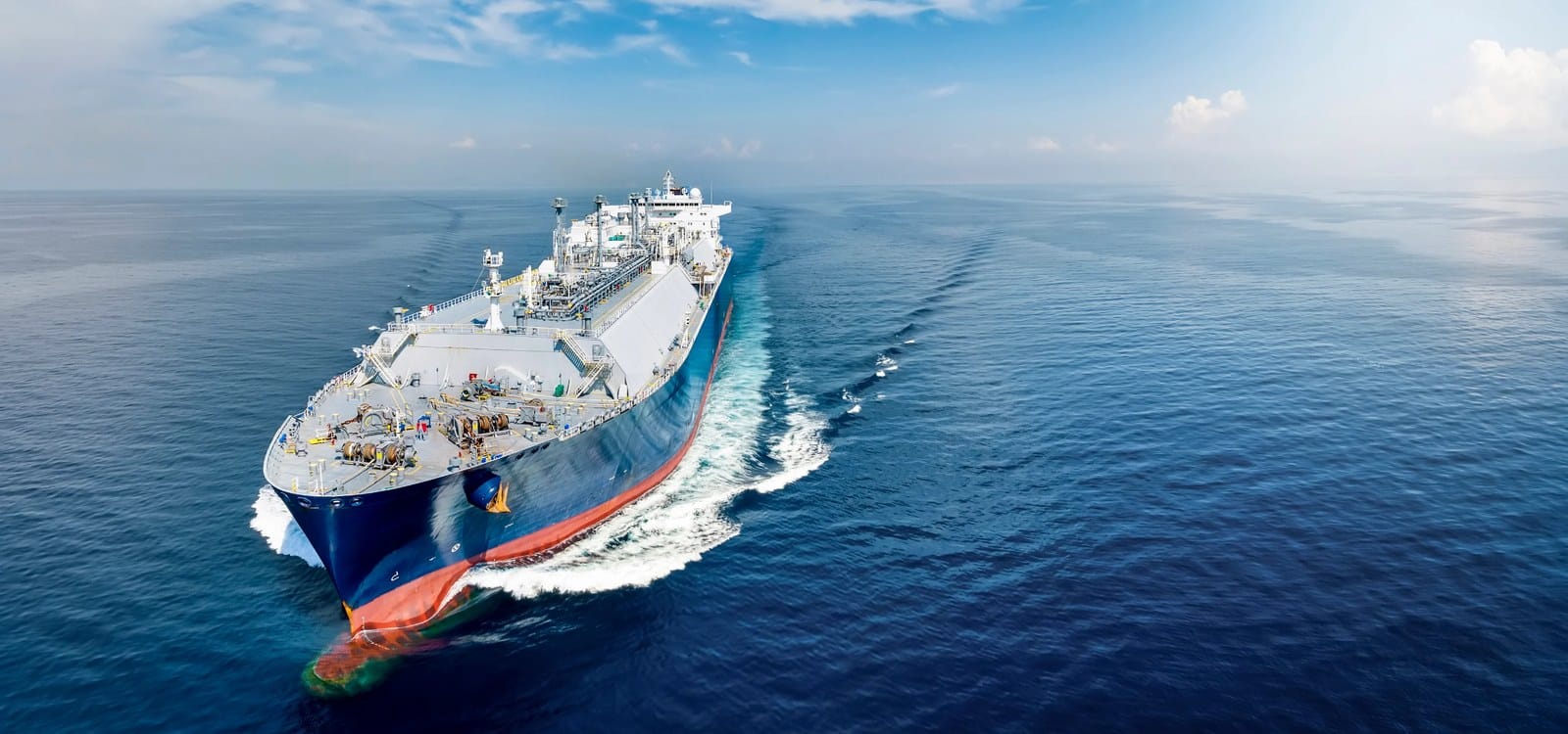 LNG carrier underway in open ocean — vessel motion at sea affects boil-off gas generation and delivered cargo